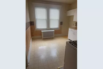 121 West 6th St, Bayonne, NJ 07002 - Photo 12