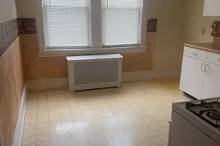 121 W 6th St, Bayonne, NJ 07002 - Photo 12