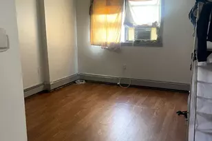 129 W 20th St, Bayonne, NJ 07002 - Photo 8