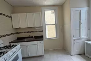 198 Neptune Ave, Jersey City, NJ 07305 - Photo 6