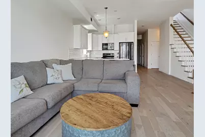 197 Lincoln St #2, Jersey City, NJ 07307 - Photo 8