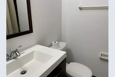 592 Sanderling Ct, Secaucus, NJ 07094 - Photo 26
