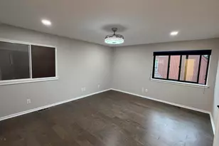 592 Sanderling Ct, Secaucus, NJ 07094 - Photo 18