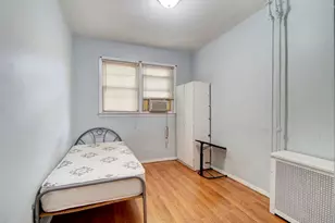 276 Van Wagenen Ave, Jersey City, NJ 07306 - Photo 8
