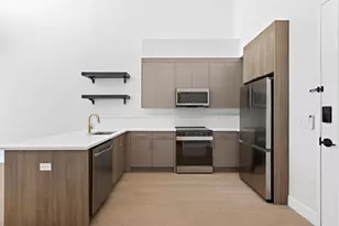 35 Orchard St, Jersey City, NJ 07306 - Photo 4