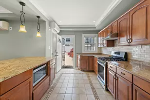 35 Elizabeth St, Jersey City, NJ 07306 - Photo 4