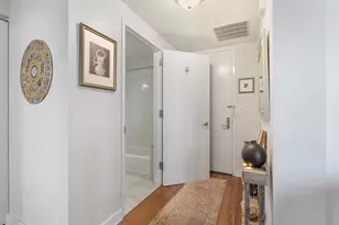 222 Montgomery St, Jersey City, NJ 07302 - Photo 6