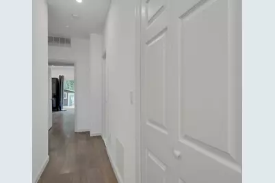 91 Lexington Ave, Jersey City, NJ 07304 - Photo 8