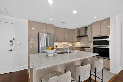 100 Eton Row #302, Weehawken, NJ 07086 - Photo 6