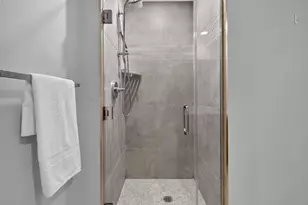 100 Eton Row, Weehawken, NJ 07086 - Photo 30