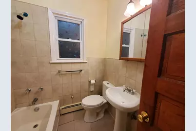 387 Avenue E, Bayonne, NJ 07002 - Photo 12