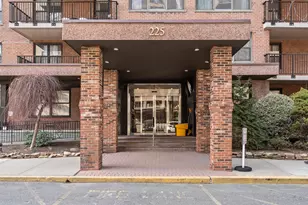 225 St Pauls Ave, Jersey City, NJ 07306 - Photo 2