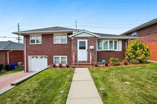 28 Pikeview Terrace, Secaucus, NJ 07094 - Photo 1
