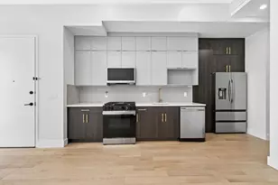20 Storms Ave, Jersey City, NJ 07306 - Photo 1