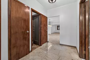 9 Lincoln Pkwy, Bayonne, NJ 07002 - Photo 34