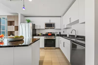 1 Shore Lane #2207s, Jersey City, NJ 07310 - Photo 6