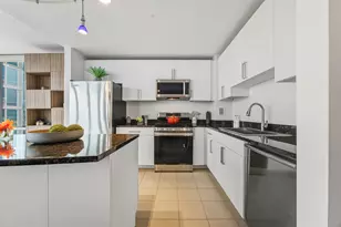 1 Shore Ln, Jersey City, NJ 07310 - Photo 6
