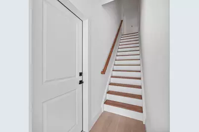 291 New York Ave #1, Jersey City, NJ 07307 - Photo 4