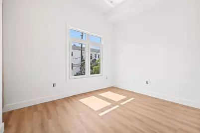 291 New York Ave #3, Jersey City, NJ 07307 - Photo 6