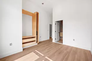 291 New York Ave, Jersey City, NJ 07307 - Photo 10