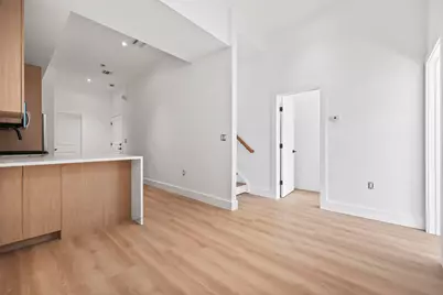291 New York Ave #3, Jersey City, NJ 07307 - Photo 4
