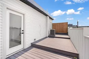 291 New York Ave, Jersey City, NJ 07307 - Photo 20