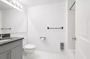 15 Freedom Way, Jersey City, NJ 07306 - Photo 12