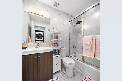 110 Shearwater Ct East #33, Jersey City, NJ 07305 - Photo 8
