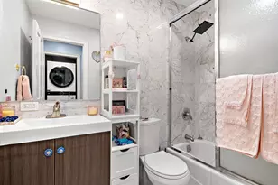 110 Shearwater Ct E, Jersey City, NJ 07305 - Photo 8