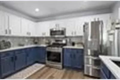 25 Bayside Dr, Bayonne, NJ 07002 - Photo 6