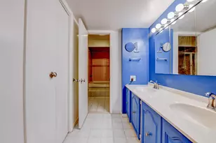 572 Sanderling Ct, Secaucus, NJ 07094 - Photo 24