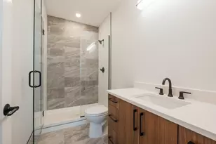 67 Dr Martin L King Blvd, Newark, NJ 07104 - Photo 30