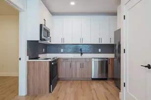 67 Dr Martin L King Blvd, Newark, NJ 07104 - Photo 4