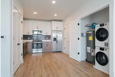 67 Dr Martin L King Blvd #302, Newark, NJ 07104 - Photo 24