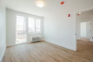 67 Dr Martin L King Blvd, Newark, NJ 07104 - Photo 30
