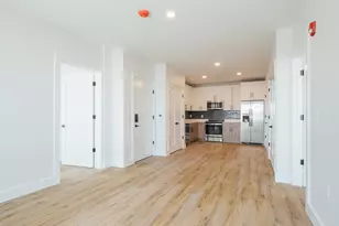 67 Dr Martin L King Blvd, Newark, NJ 07104 - Photo 28