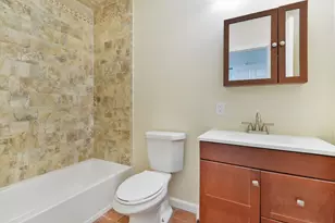 67 Oakland Ave, Jersey City, NJ 07306 - Photo 10