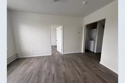 404 Stegman Parkway #D3, Jersey City, NJ 07305 - Photo 6