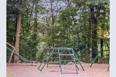 117 Treetop Ct #61, Bloomingdale, NJ 07403 - Photo 4