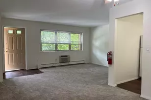 117 Treetop Ct, Bloomingdale, NJ 07403 - Photo 2