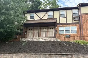 117 Treetop Ct, Bloomingdale, NJ 07403 - Photo 6
