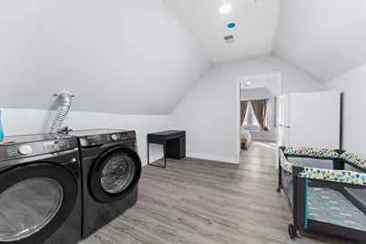 23 Obrien Ct #2nd Floor, Bayonne, NJ 07002 - Photo 10