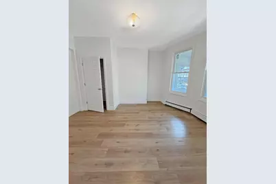 132 Bayview Ave #1, Jersey City, NJ 07305 - Photo 6