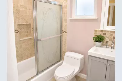 136 Randolph Ave #2, Jersey City, NJ 07305 - Photo 8
