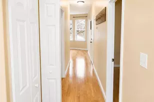 136 Randolph Ave, Jersey City, NJ 07305 - Photo 4