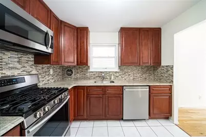 178 West 17th St #1, Bayonne, NJ 07030 - Photo 4