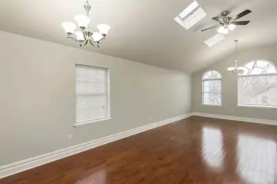 28 Van Cleef St #2, Jersey City, NJ 07305 - Photo 2