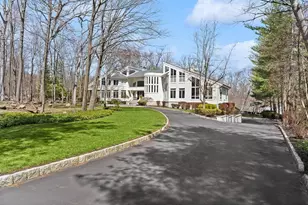 817 Shore Dr, Kinnelon, NJ 07405 - Photo 4