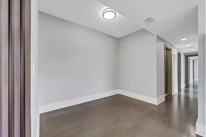 76 Corbin Ave #4, Jersey City, NJ 07306 - Photo 8