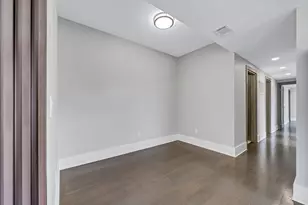 76 Corbin Ave, Jersey City, NJ 07306 - Photo 8